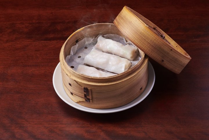 人気の飲茶・点心：海老蒸し春巻き