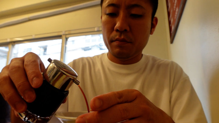 餃子とめしの包琳